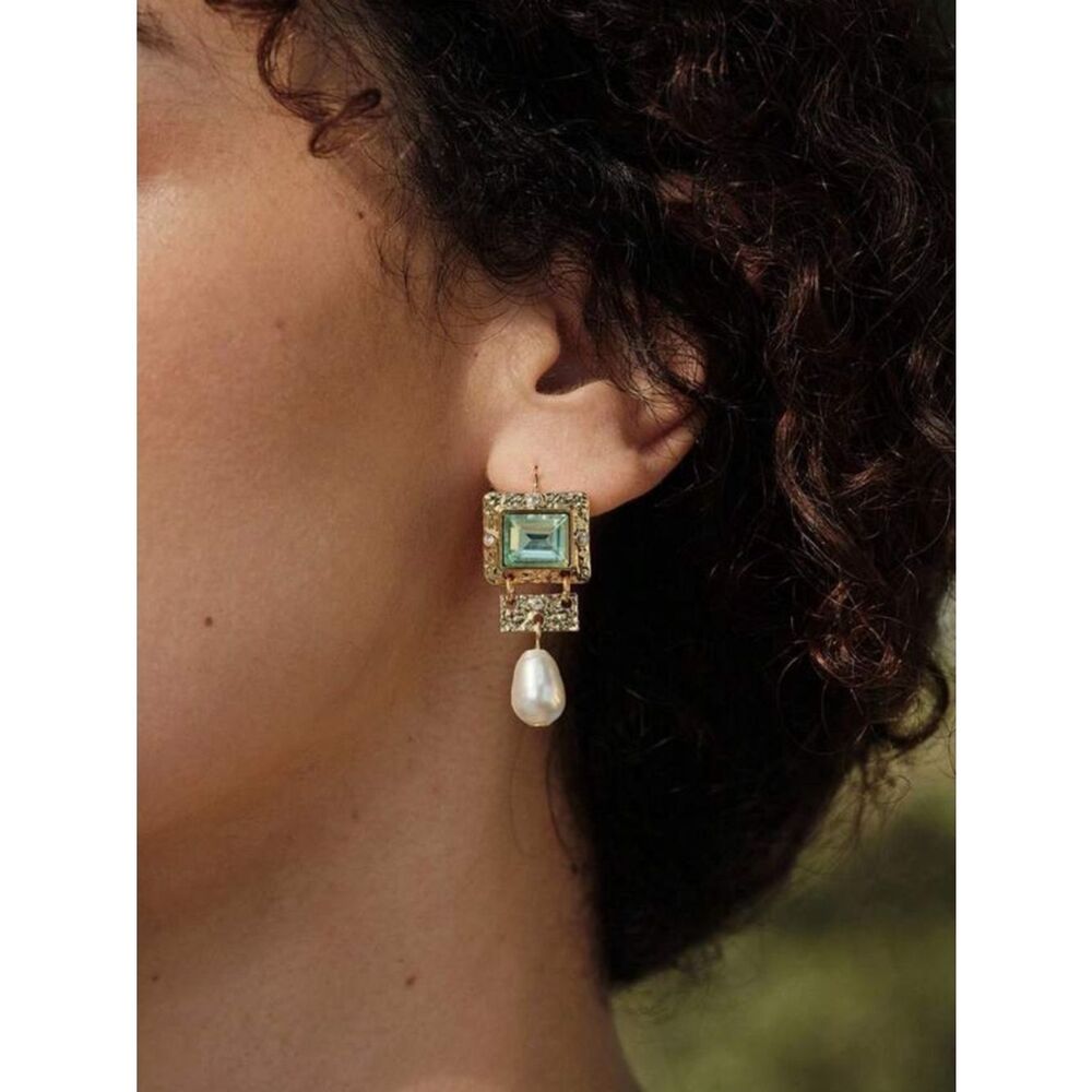Gold Drop Earrings N2046
